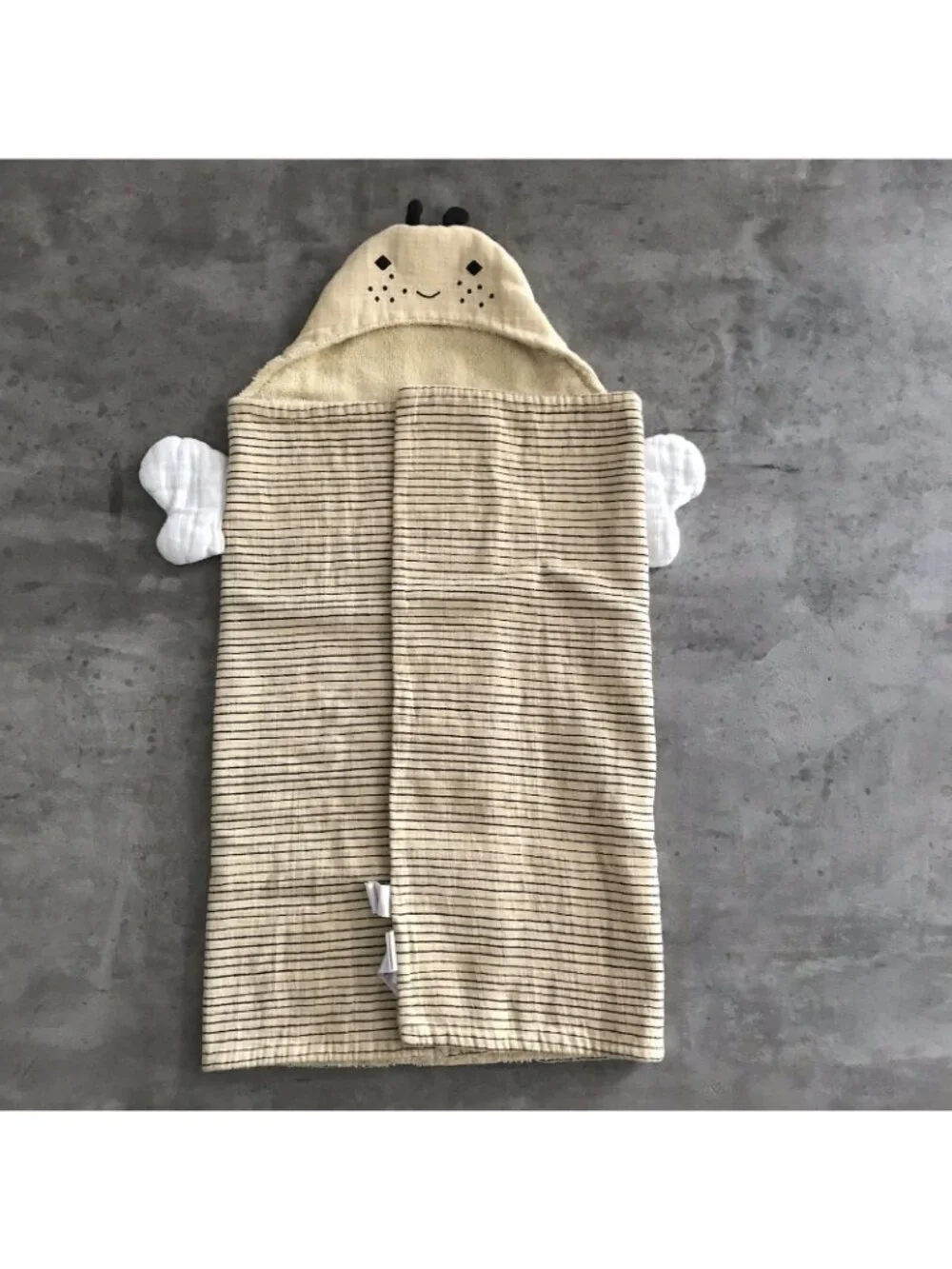 Pottery Barn Kids Bumble Bee Towel Hooded Baby Muslin Organic Cotton Yellow
